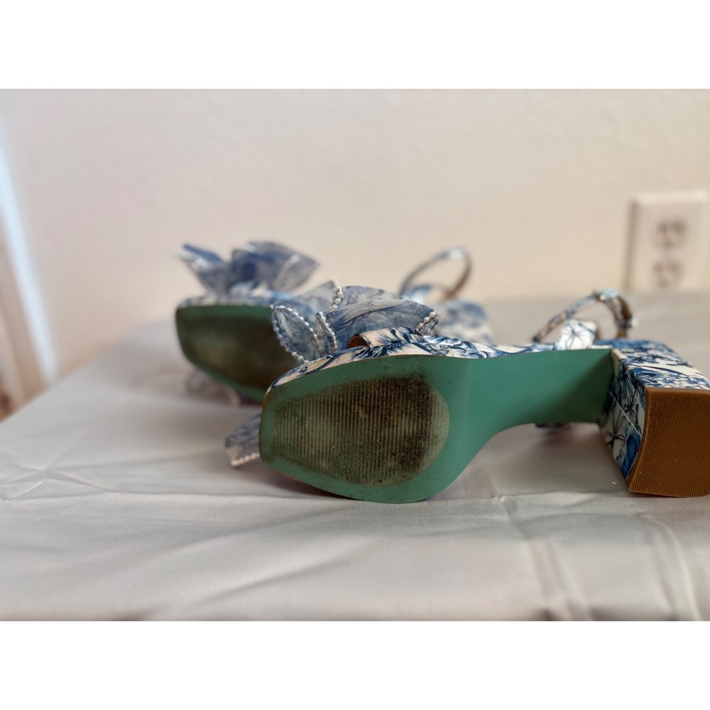Betsey Johnson 7.5 SB-Duke platform block heels floral blue white open toe bow - Picture 10 of 12